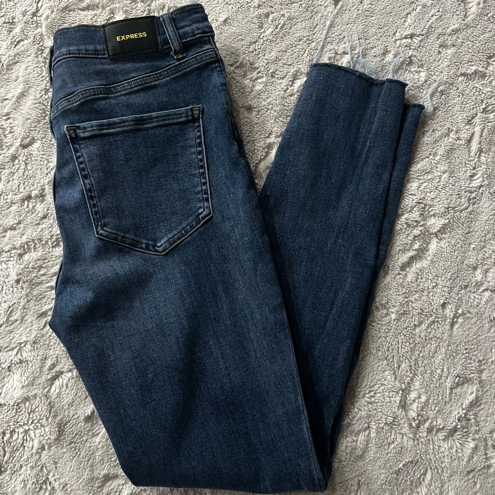 Express Dark Wash Skinny High Rise Jeans 6 Long